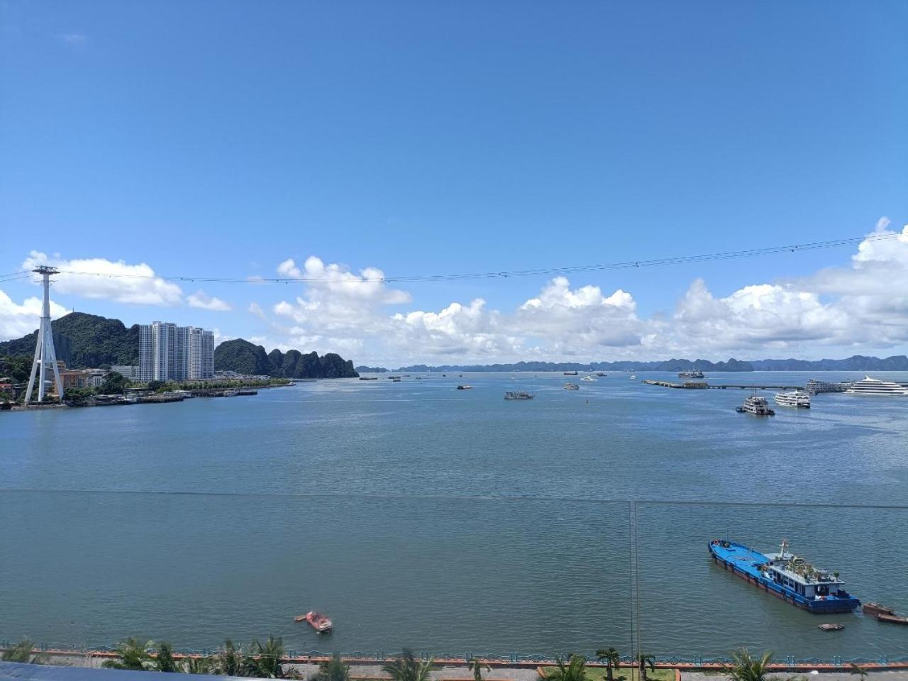 Bach Dang Ha Long Hotel Екстериор снимка