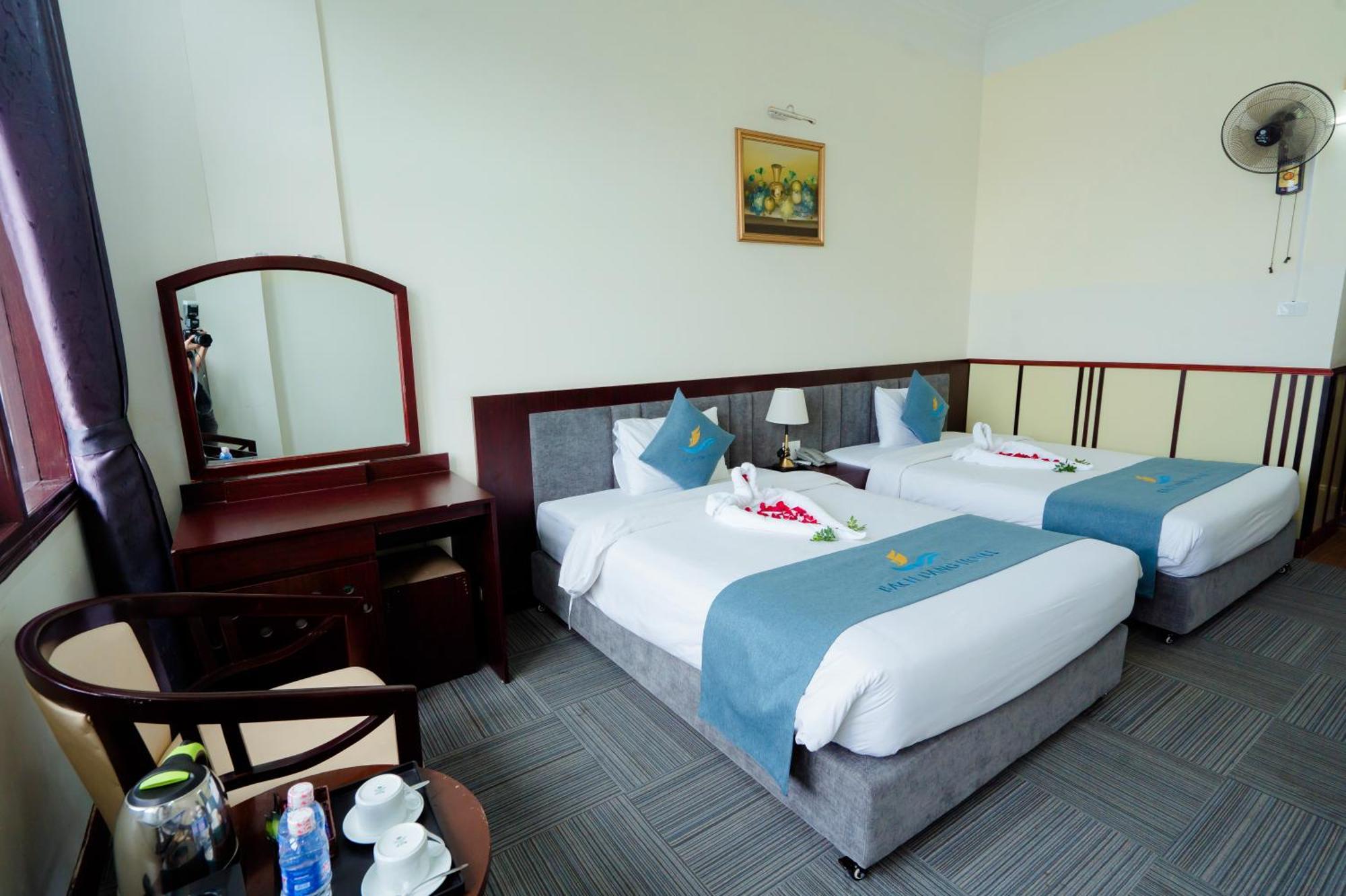 Bach Dang Ha Long Hotel Екстериор снимка
