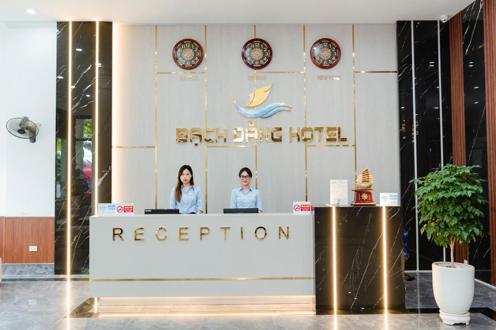Bach Dang Ha Long Hotel Екстериор снимка