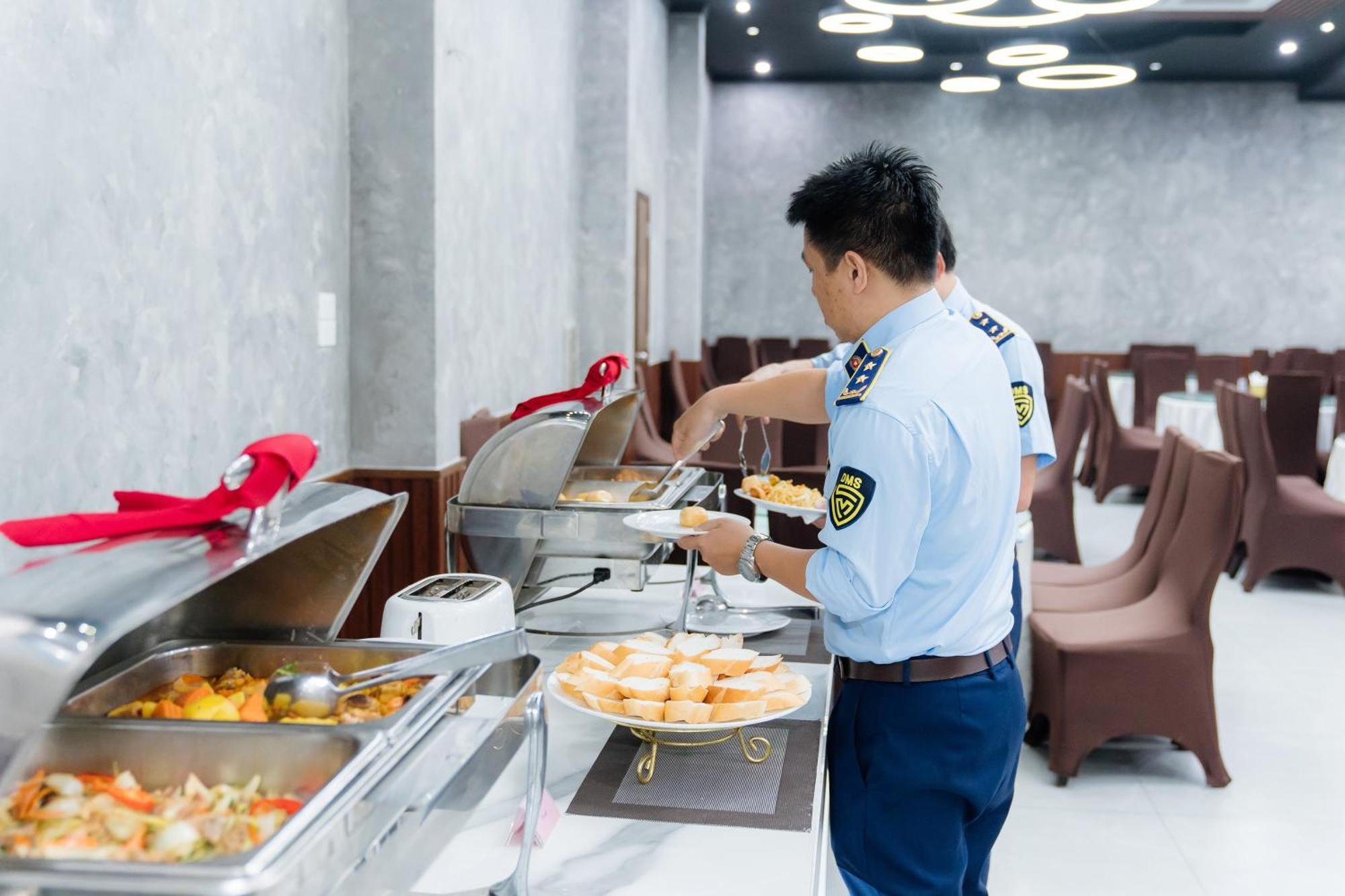 Bach Dang Ha Long Hotel Екстериор снимка