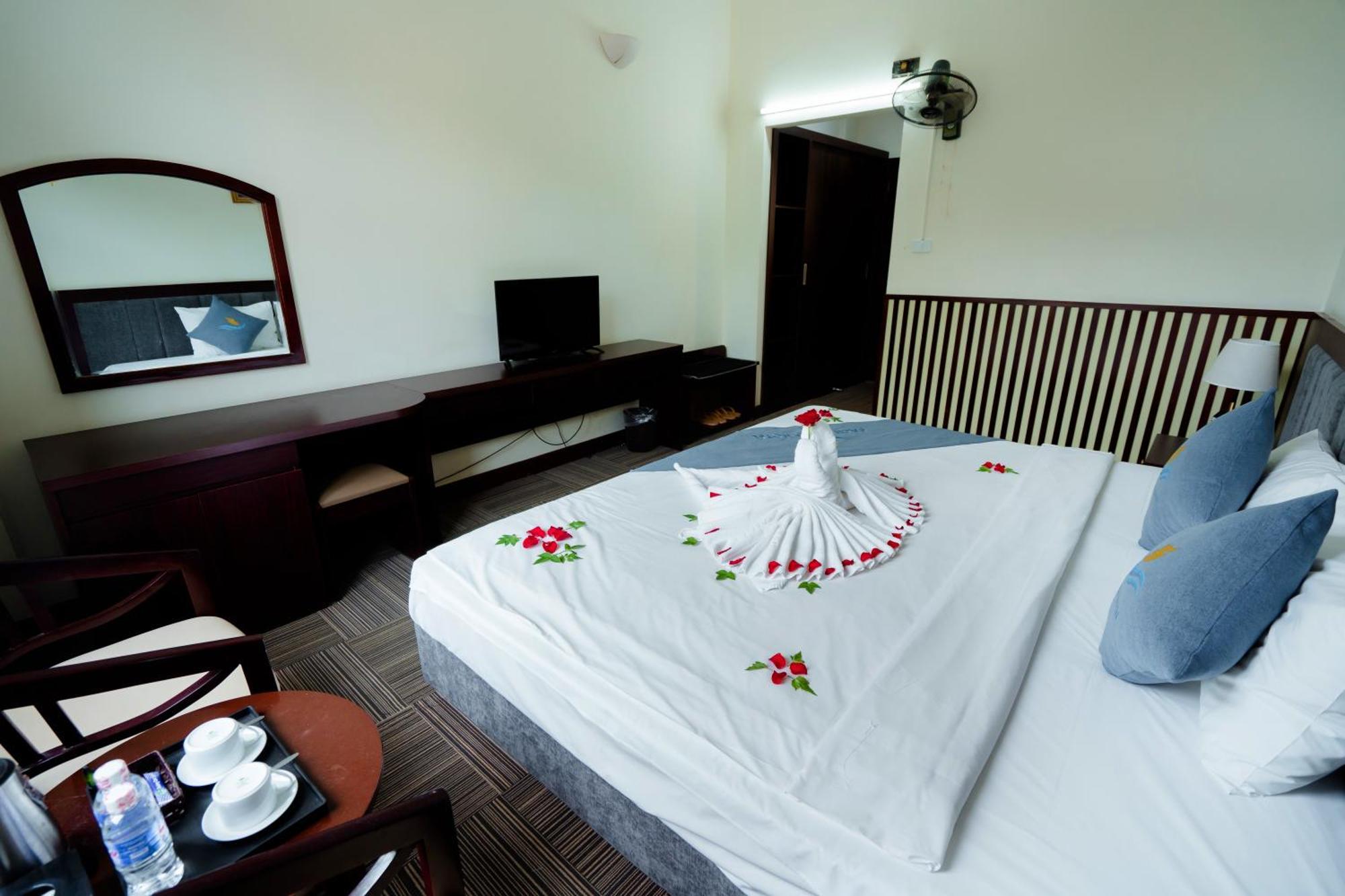 Bach Dang Ha Long Hotel Екстериор снимка