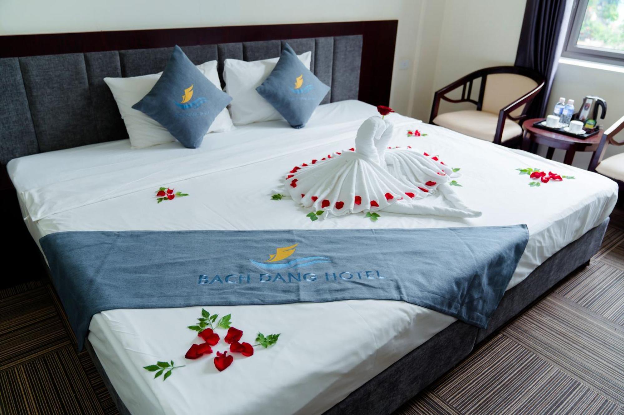 Bach Dang Ha Long Hotel Екстериор снимка