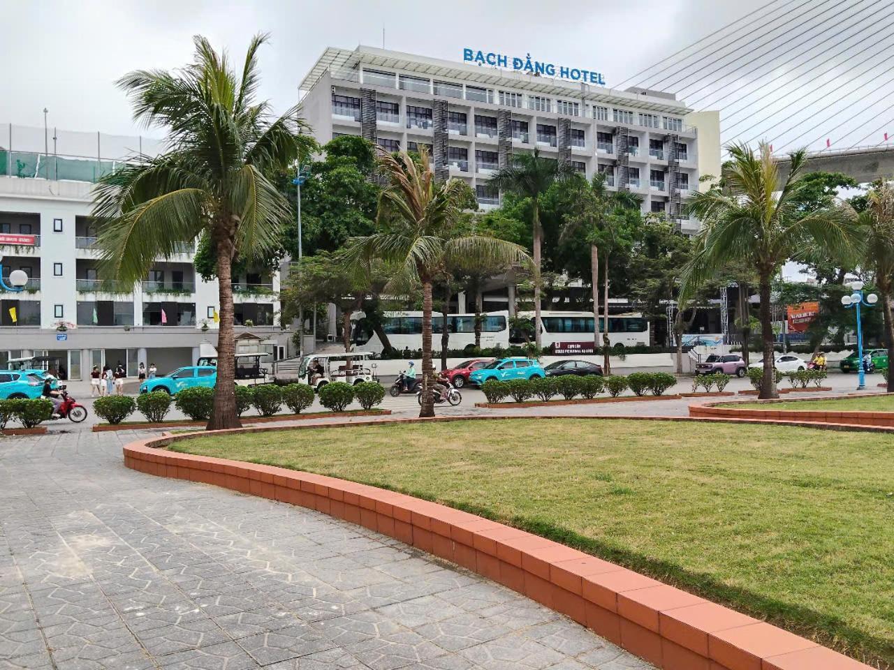 Bach Dang Ha Long Hotel Екстериор снимка